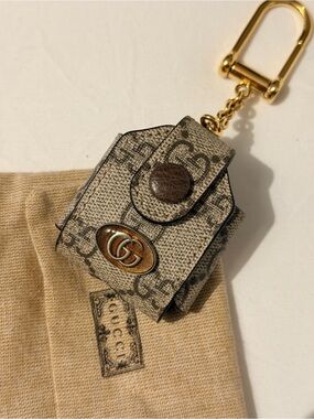 Gucci | Accessories | Gucci Iphone Xxs Authentic Strawberry Phone